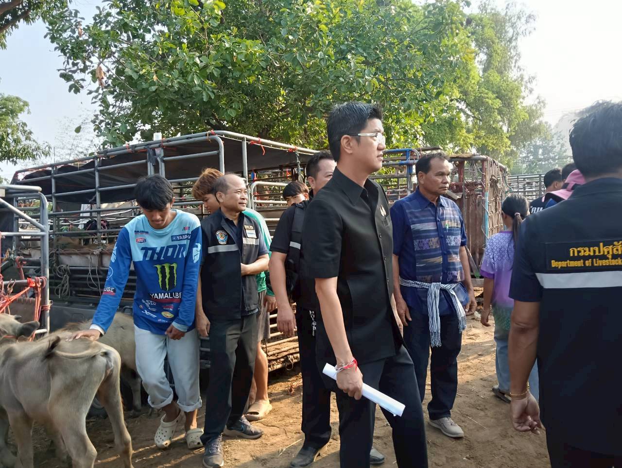 title - ส.ป.ก.ยโสธร ร่วมลงพื้นที่ตรวจเยี่ยม ตลาดนัดโค-กระบือ ณ บ้านเชียงหวาง  ตำบลสำราญ อำเภอเมืองยโสธร จังหวัดยโสธร