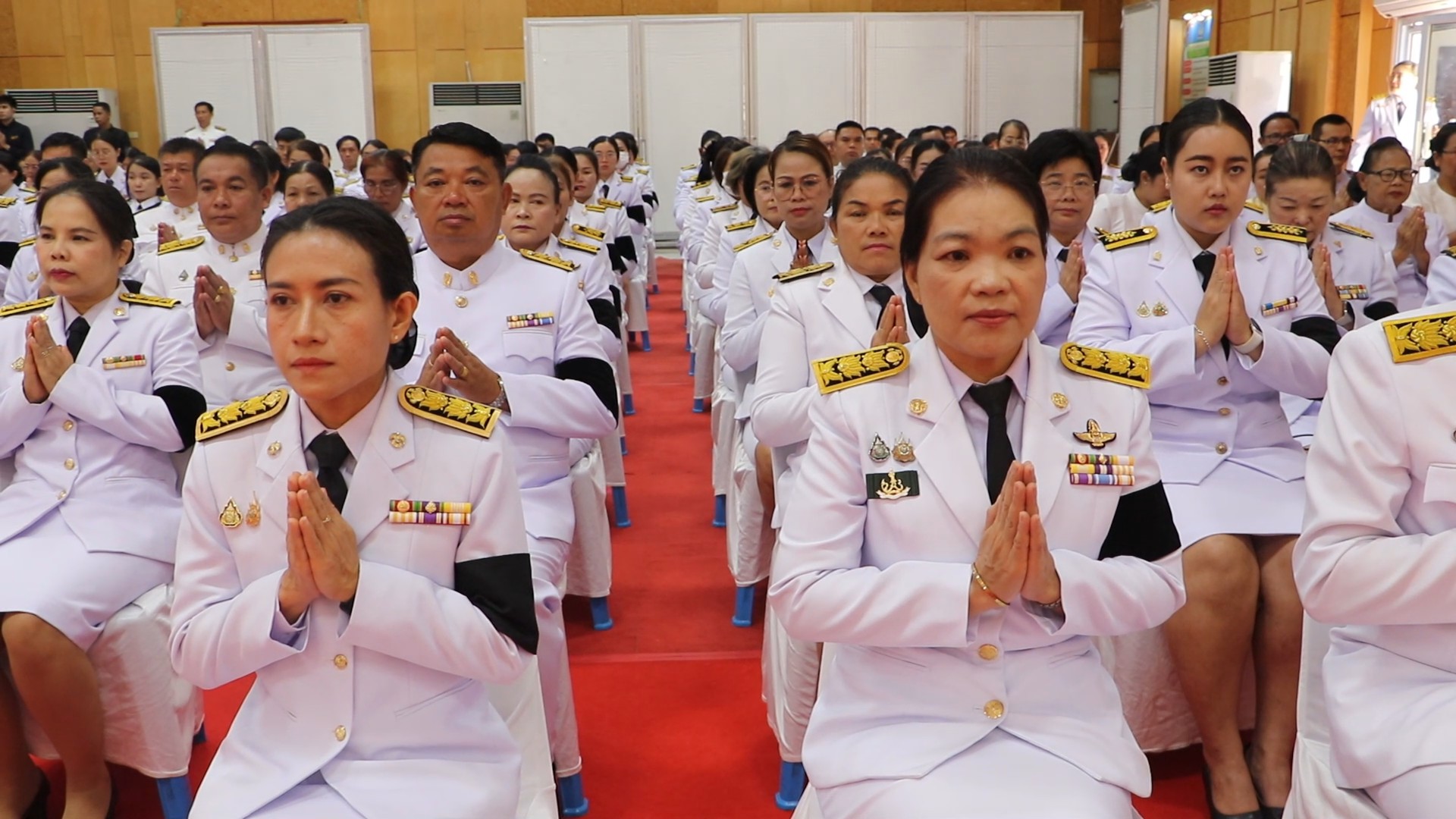 title - ส.ป.ก.ยโสธร ร่วมงานรัฐพิธีถวายราชสักการะเนื่องใน วันที่ระลึกพระบาทสมเด็จพระนั่งเกล้าเจ้าอยู่หัว พระมหาเจษฎาราชเจ้า