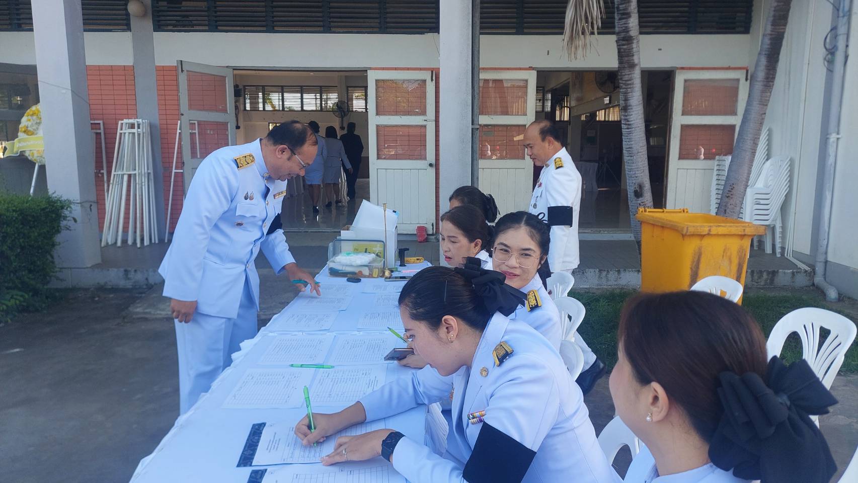 title - ส.ป.ก.ยโสธร ร่วมงานรัฐพิธีวันคล้ายวันสวรรคต “พระบาทสมเด็จพระจอมเกล้าเจ้าอยู่หัว”